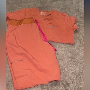 Figs Terracotta scrub top and jogger pants